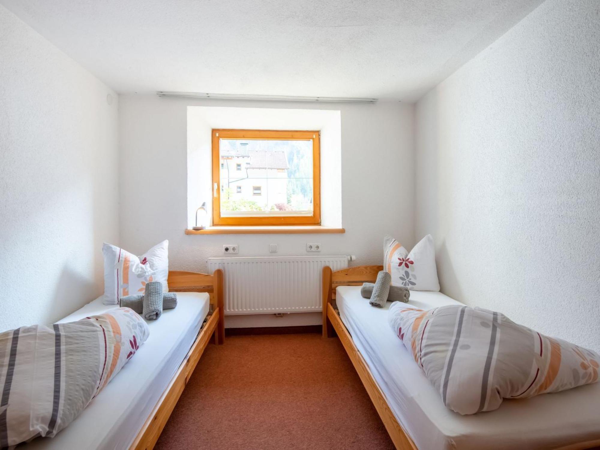 Haus Anna Hotel Langenfeld Exterior photo